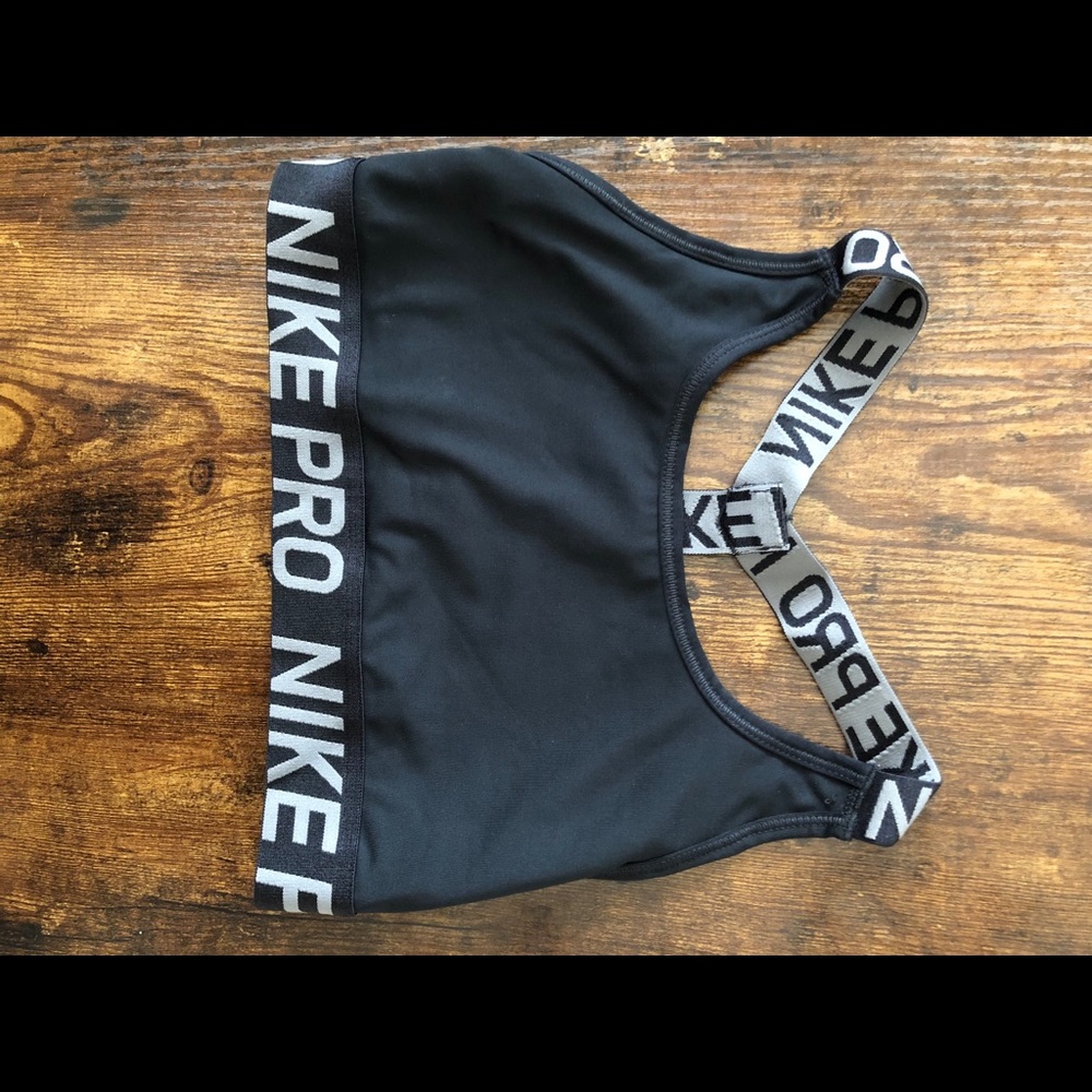Nike Pro Sports Bra